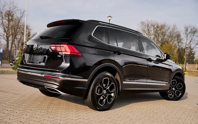 Volkswagen Tiguan Allspace cena 99999 przebieg: 80000, rok produkcji 2018 z Płock małe 742